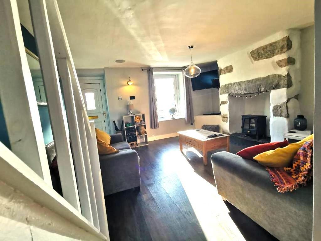 Zipworld Waterfalls Eryri Dogs Welcome 3 Bed Sleeps 5 Blaenau Ffestiniog Ngoại thất bức ảnh